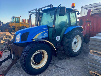 Trator NEW HOLLAND T5050