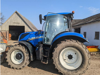Trator NEW HOLLAND T7