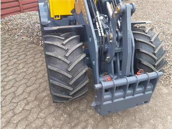 Pá carregadora de rodas Eurotrac W12S med førerhus, skovl og gafler: foto 4 Pá carregadora de rodas Eurotrac W12S med førerhus, skovl og gafler: foto 4