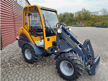 Pá carregadora de rodas Eurotrac W12S med førerhus, skovl og gafler: foto 3 Pá carregadora de rodas Eurotrac W12S med førerhus, skovl og gafler: foto 3