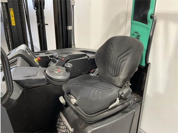 Empilhador retráctil Mitsubishi RB16NH: foto 5 Empilhador retráctil Mitsubishi RB16NH: foto 5