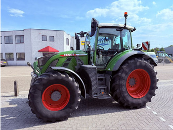 Trator FENDT 718 Vario