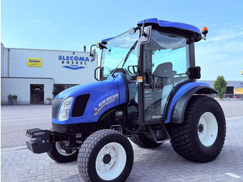Trator NEW HOLLAND Boomer