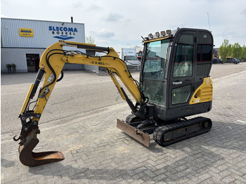 Mini escavadeira NEW HOLLAND
