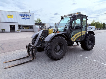Empilhador telescópico NEW HOLLAND