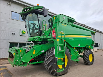 Ceifeira debulhadora JOHN DEERE T670