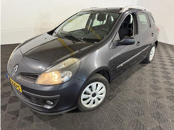 Automóvel RENAULT
