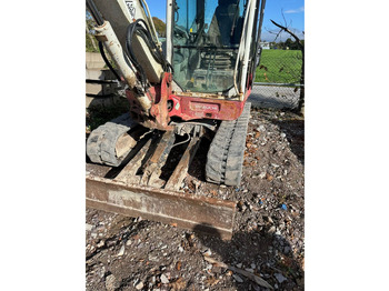Mini escavadeira Takeuchi TB260: foto 4 Mini escavadeira Takeuchi TB260: foto 4