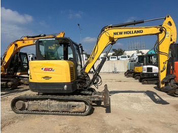 Mini escavadeira NEW HOLLAND