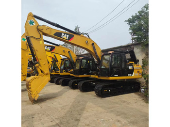 Escavadora de rastos CATERPILLAR 320D