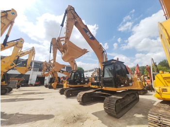 Escavadora de rastos CATERPILLAR 323D