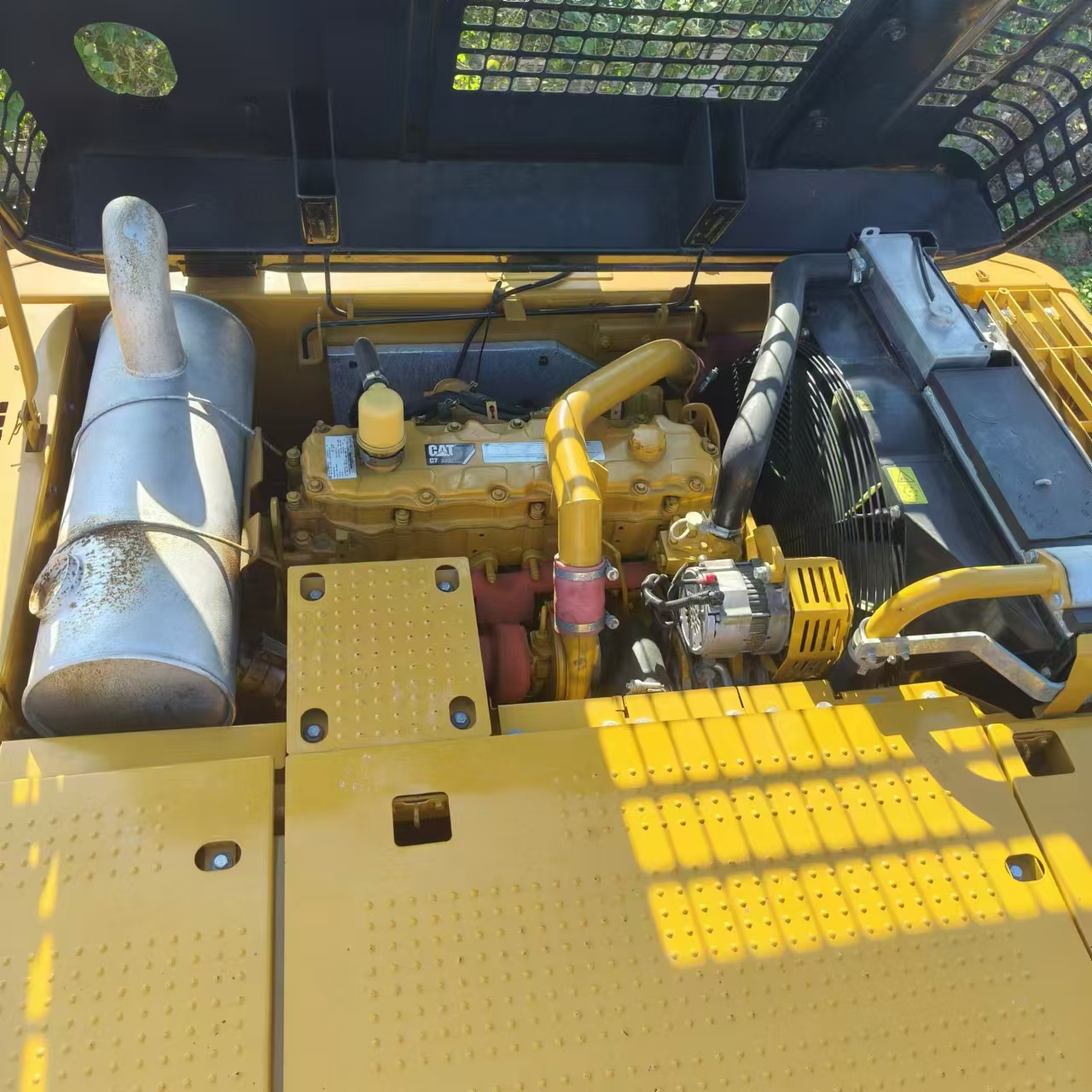 Escavadora de rastos CATERPILLAR 324D: foto 3