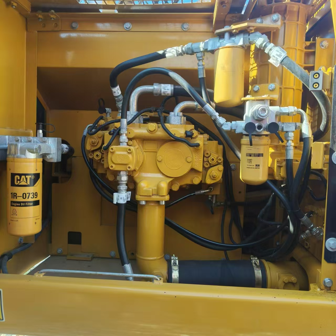 Escavadora de rastos CATERPILLAR 324D: foto 5