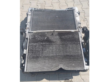 Radiador RENAULT Kerax