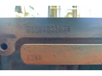 Bloco do motor por Camião VOLVO BLOK Z WAŁEM I TŁOKAMI D13*483103* K2 Volvo FH 4: foto 5 Bloco do motor por Camião VOLVO BLOK Z WAŁEM I TŁOKAMI D13*483103* K2 Volvo FH 4: foto 5