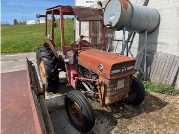 Trator MASSEY FERGUSON 1000 series