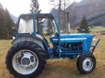 Trator FORD