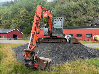 Escavadeira HITACHI ZX85