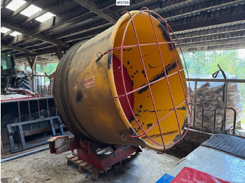 Máquina para produção de feno TEAGLE