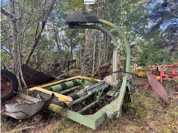 Máquina para produção de feno