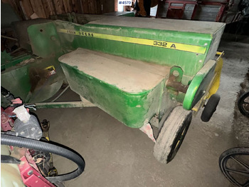 Máquina para produção de feno JOHN DEERE