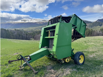 Máquina para produção de feno JOHN DEERE