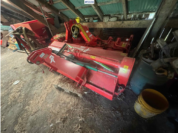 Máquina para produção de feno KVERNELAND