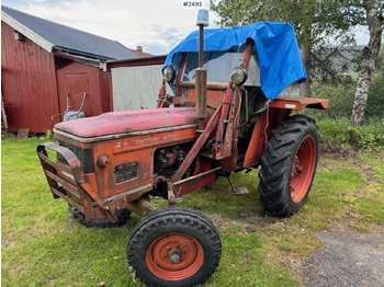 Trator ZETOR