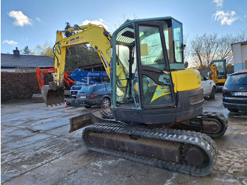 Máquina de construção YANMAR VIO 75