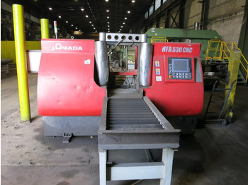 Máquina para metal