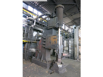 Máquina para metal