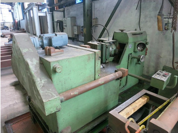 Máquina para metal