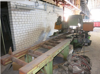 Máquina para metal