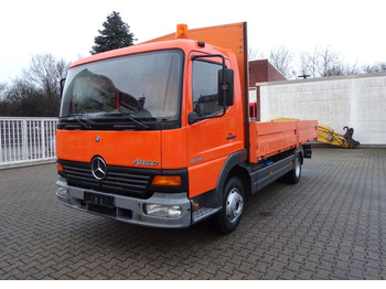 Carrinha de caixa aberta Mercedes-Benz 818 Atego Pritsche 4x2: foto 2