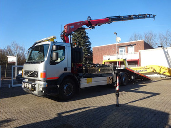 Caminhão reboque VOLVO FE 320
