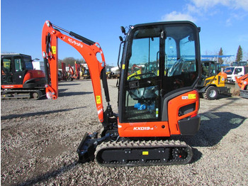 Mini escavadeira KUBOTA KX019-4