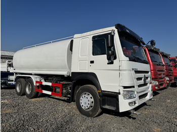 Caminhão tanque SINOTRUK HOWO