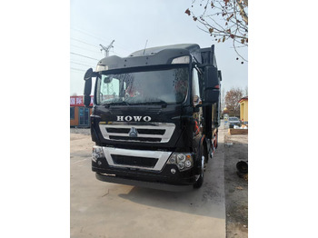 Camião furgão SINOTRUK HOWO