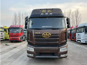 Tractor FAW J6P: foto 2