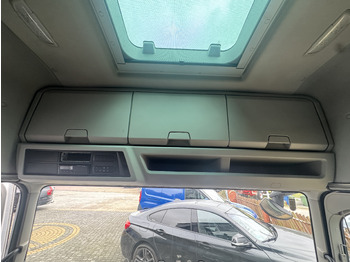 Cabine e interior FORD