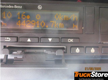 Tractor Mercedes-Benz Actros 1845 LS nRL: foto 5 Tractor Mercedes-Benz Actros 1845 LS nRL: foto 5