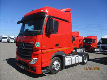 Tractor MERCEDES-BENZ Actros 1845