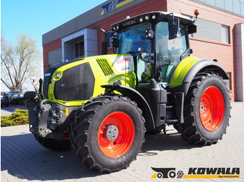 Trator CLAAS Axion 800