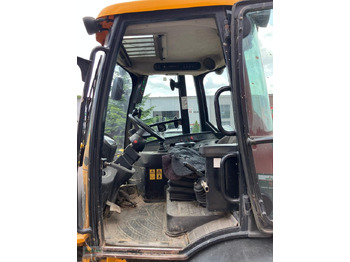Pá carregadora de rodas JCB TM220