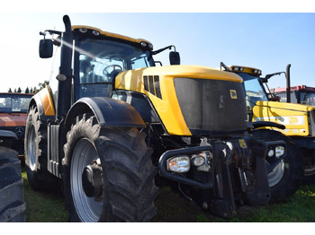 Trator JCB