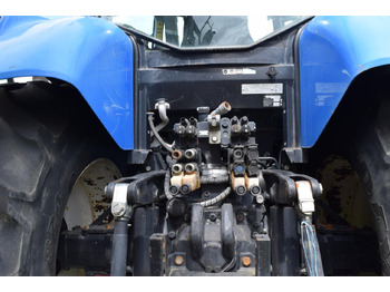 Trator New Holland T 7040: foto 5
