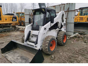 Mini pá carregadora BOBCAT S300