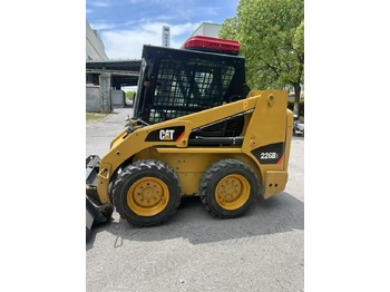 Mini pá carregadora CAT 226B3: foto 3