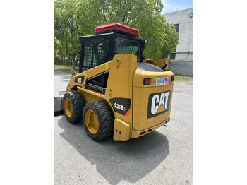 Leasing de CATERPILLAR 226B-3 CATERPILLAR 226B-3: foto 3