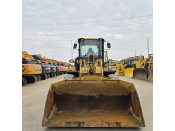 Escavadeira de rodas CATERPILLAR 924K